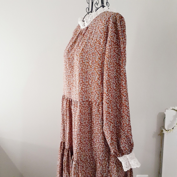 Literary poet dress - Picture 2 of 7